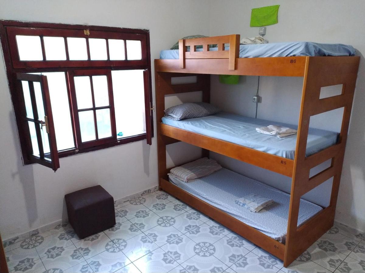 Pinegroove Hostel Vlora Bagian luar foto
