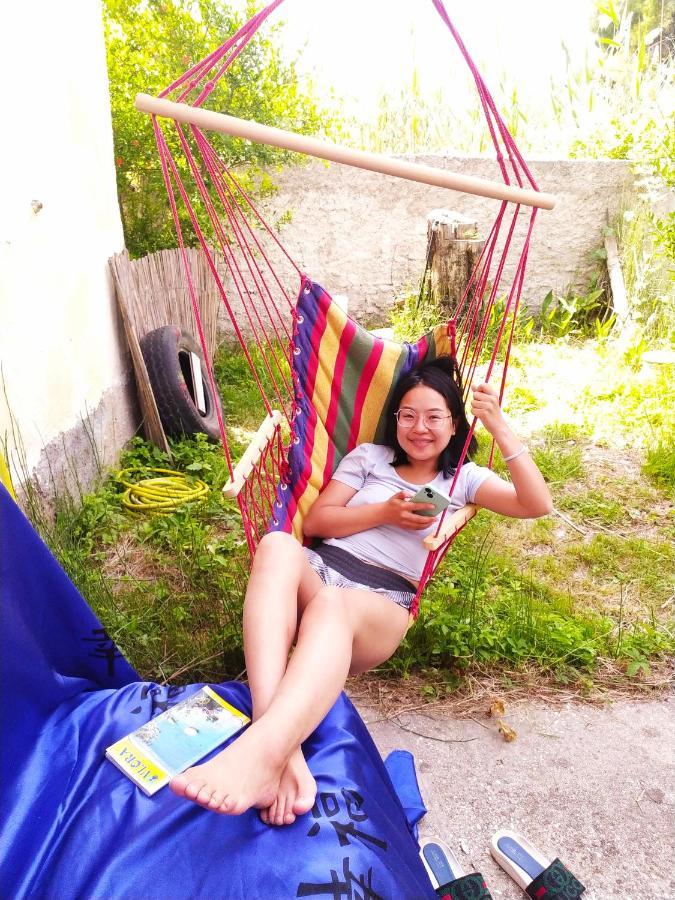 Pinegroove Hostel Vlora Bagian luar foto